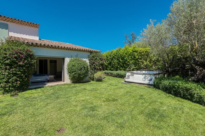 Image No.5-6 Bed House for sale