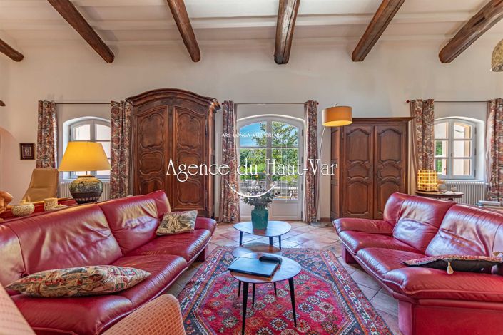 Image No.20-9 Bed House for sale