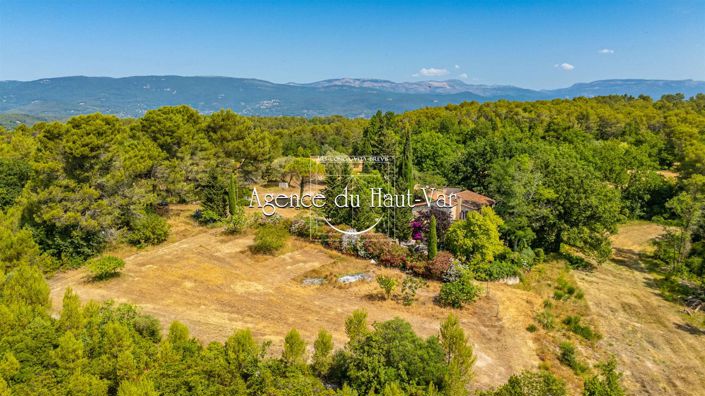 Image No.19-7 Bed House for sale