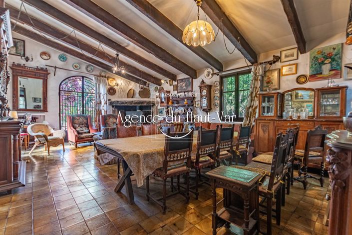 Image No.22-7 Bed House for sale