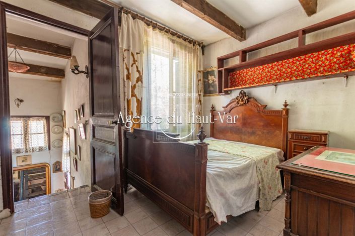 Image No.27-7 Bed House for sale
