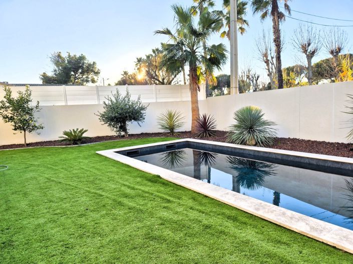 Image No.30-4 Bed House for sale