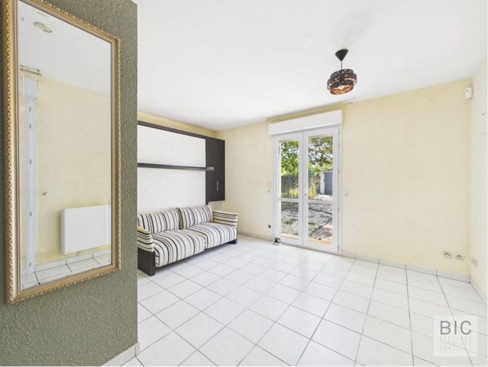 Image No.15-5 Bed House for sale
