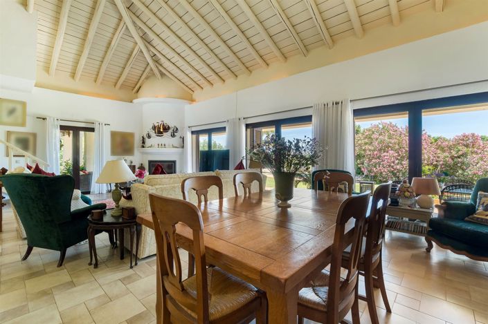 Image No.11-5 Bed House for sale