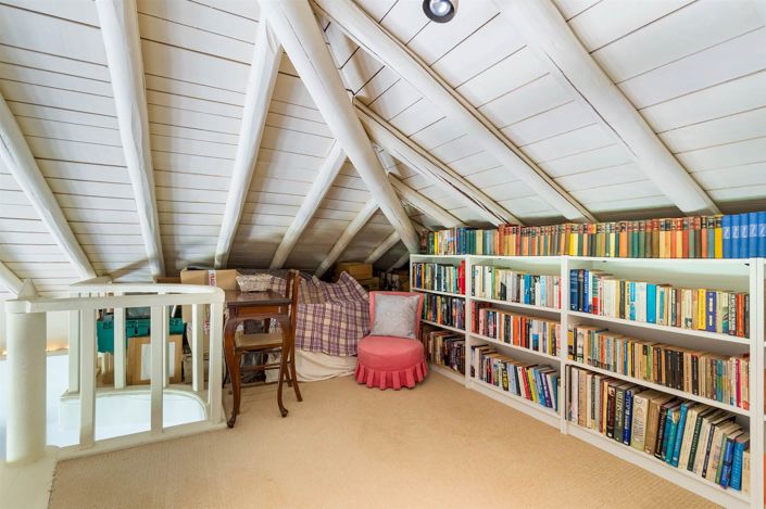 Image No.35-5 Bed House for sale