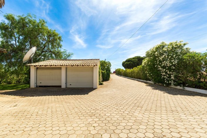 Image No.48-5 Bed House for sale