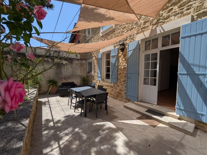 Image No.15-4 Bed House for sale