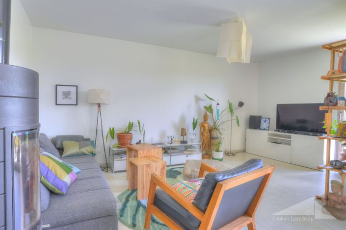 Image No.4-4 Bed House for sale