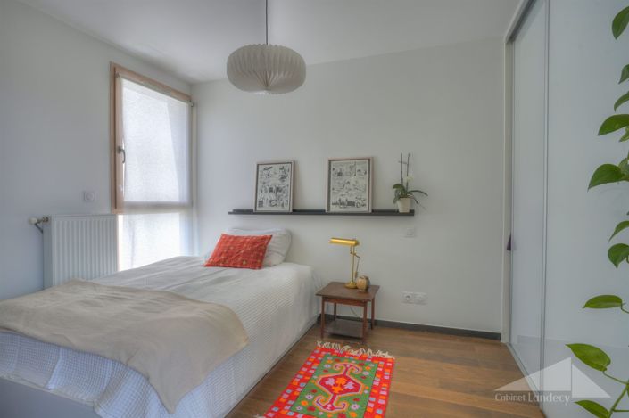 Image No.6-4 Bed House for sale