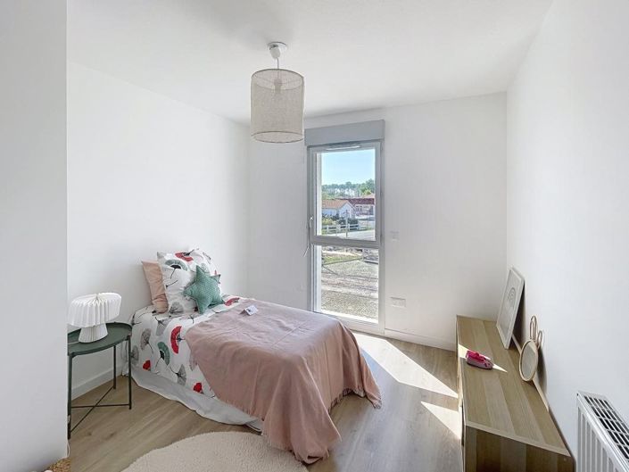 Image No.4-2 Bed Apartment for sale