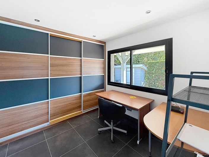 Image No.7-4 Bed House for sale