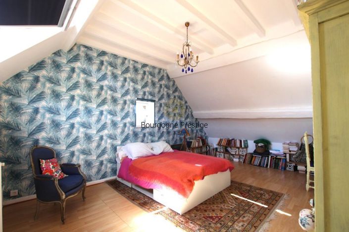Image No.15-4 Bed House for sale