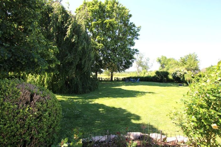 Image No.8-4 Bed House for sale