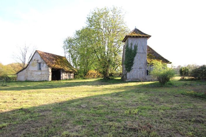 Image No.3-4 Bed House for sale