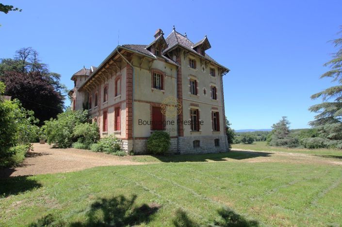 Image No.4-Propriété de 12 chambres à vendre à Tournus