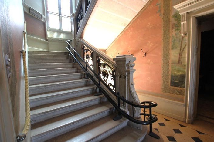 Image No.7-Propriété de 12 chambres à vendre à Tournus