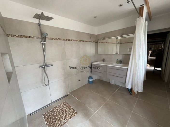 Image No.10-4 Bed House for sale