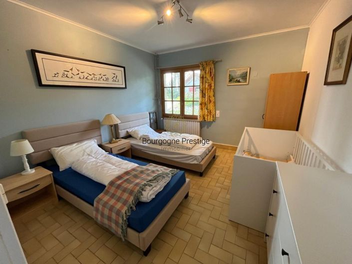 Image No.12-4 Bed House for sale