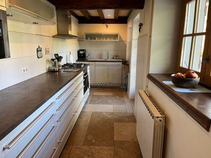 Image No.8-4 Bed House for sale