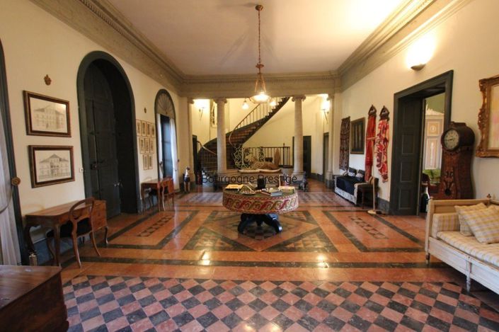 Image No.4-Propriété de 12 chambres à vendre à Tournus