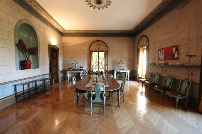 Image No.6-Propriété de 12 chambres à vendre à Tournus