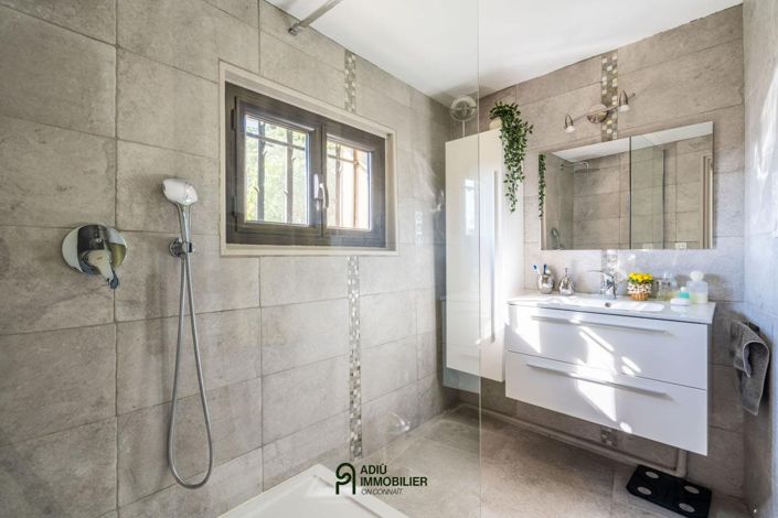 Image No.17-2 Bed House for sale