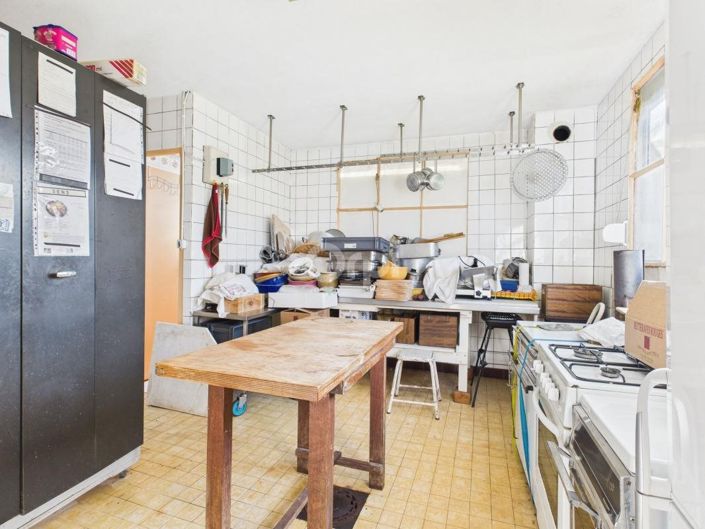Image No.16-4 Bed House for sale