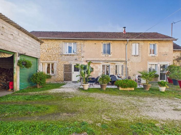 Image No.2-4 Bed House for sale