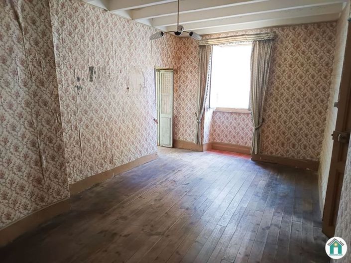 Image No.6-3 Bed House for sale