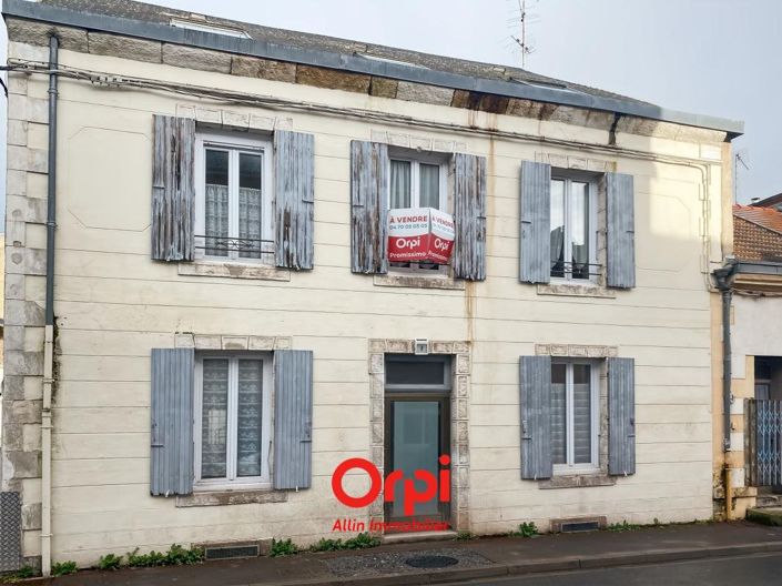 Image No.11-Propriété à vendre à Montluçon