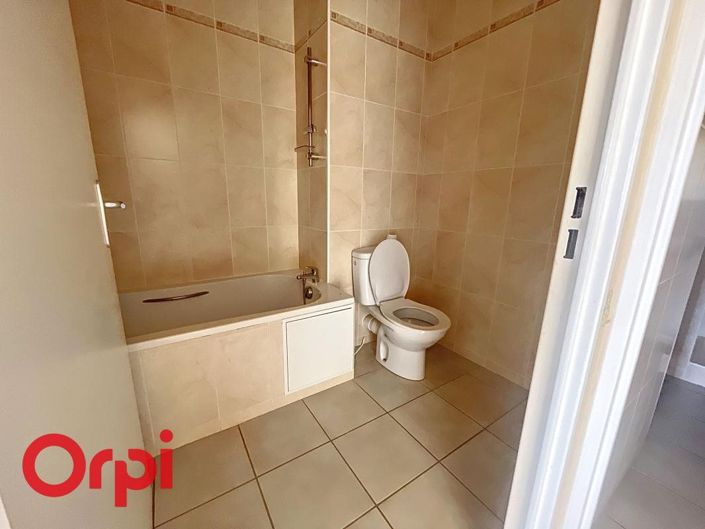 Image No.4-Appartement de 3 chambres à vendre à Montluçon