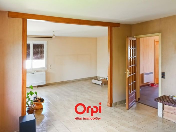 Image No.13-5 Bed House for sale