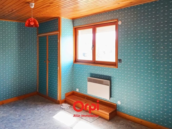 Image No.25-5 Bed House for sale