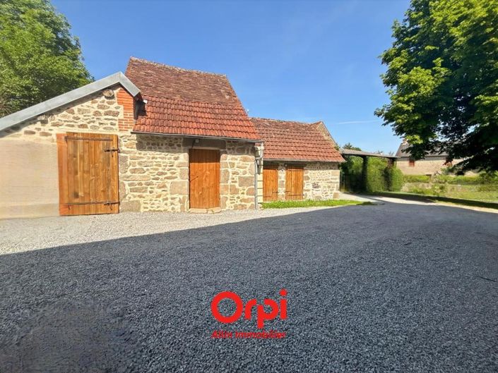 Image No.23-5 Bed House for sale