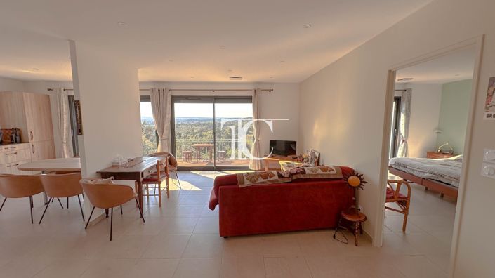 Image No.6-2 Bed House for sale