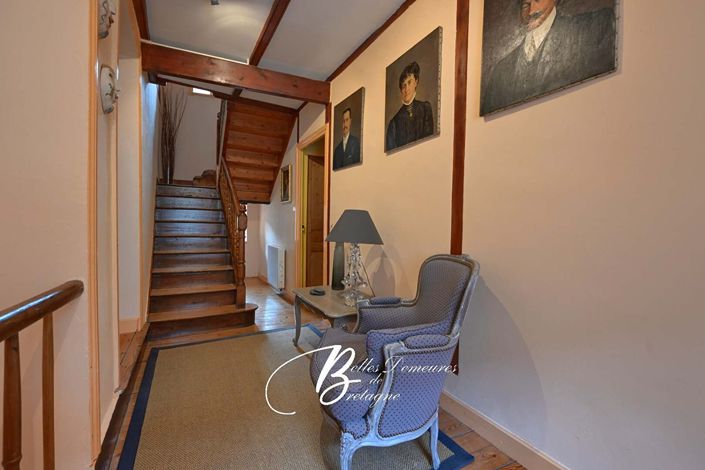 Image No.11-5 Bed House for sale