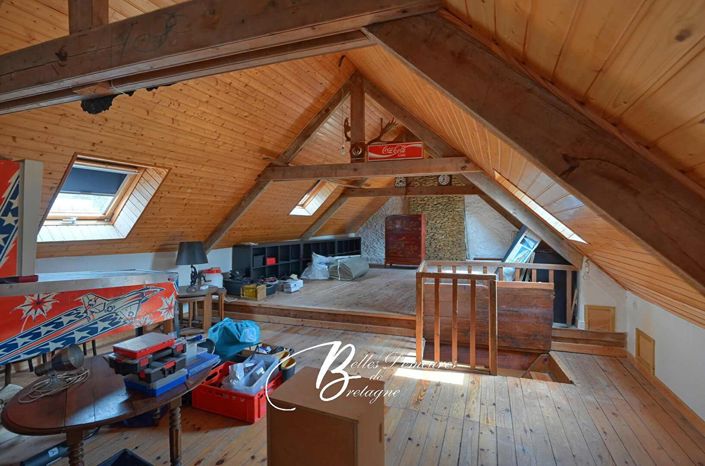 Image No.19-5 Bed House for sale
