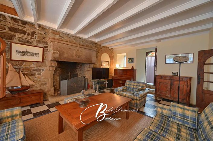 Image No.3-5 Bed House for sale