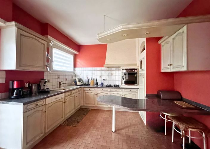 Image No.6-House for sale
