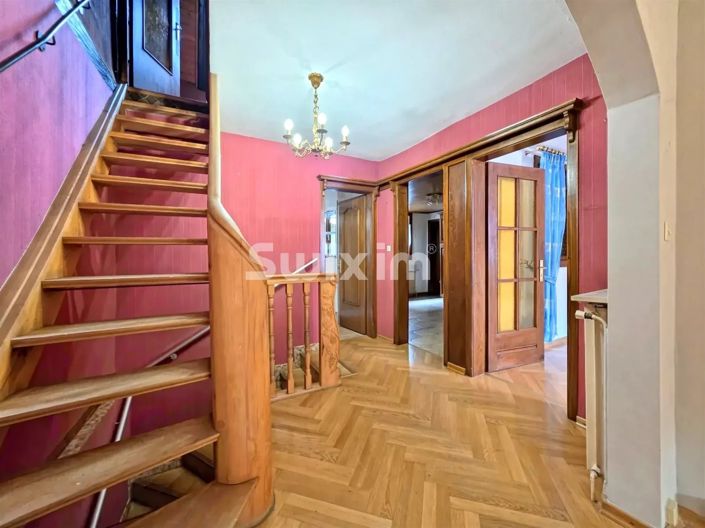 Image No.11-3 Bed House for sale