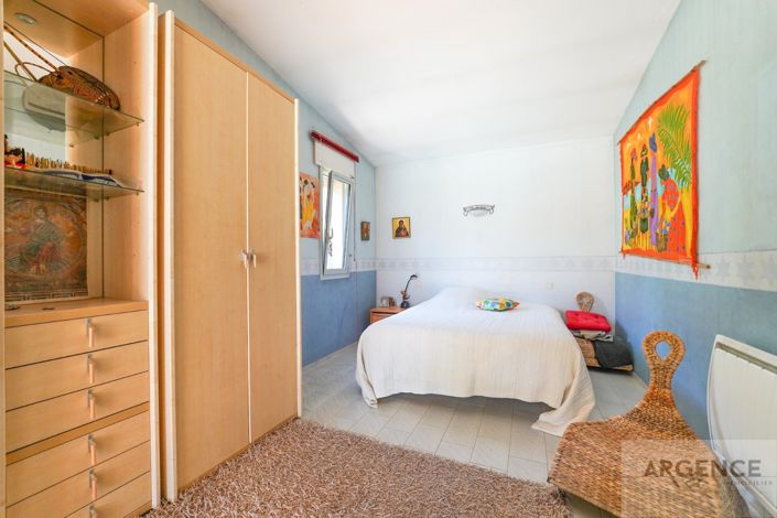 Image No.9-Propriété de 4 chambres à vendre à Sète
