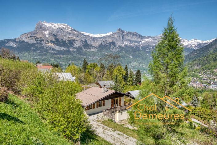 Image No.3-6 Bed House for sale