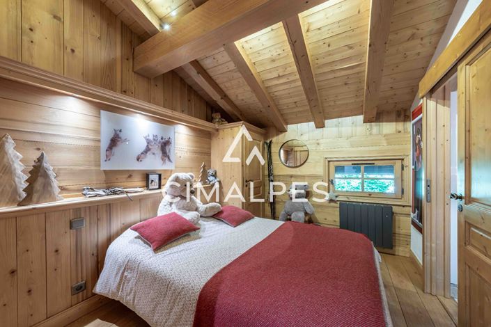 Image No.10-3 Bed Apartment for sale