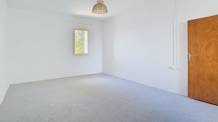 Image No.7-3 Bed House for sale