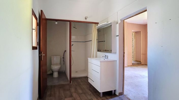 Image No.9-3 Bed House for sale