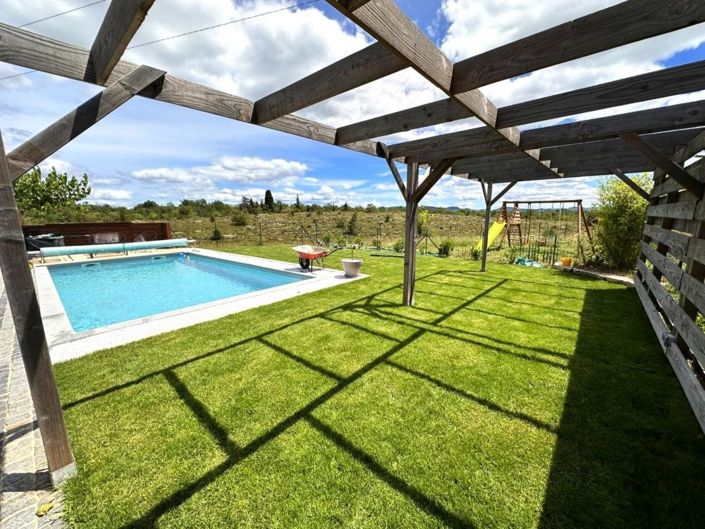 Image No.4-4 Bed House for sale