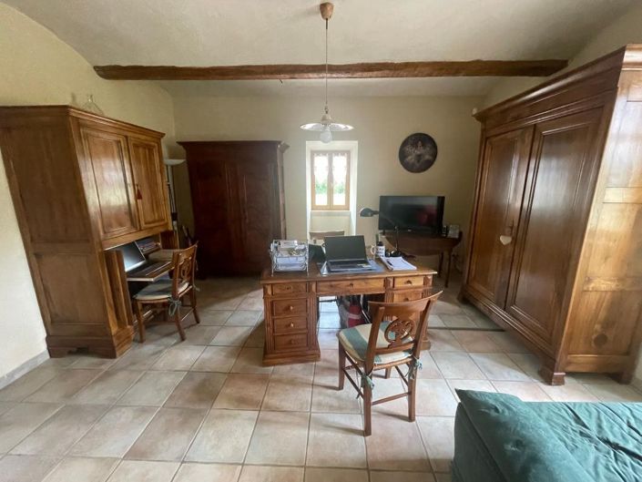 Image No.12-4 Bed House for sale