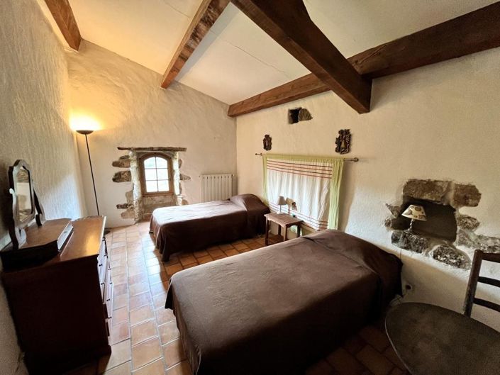 Image No.10-7 Bed House for sale