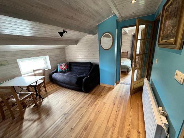Image No.17-3 Bed House for sale