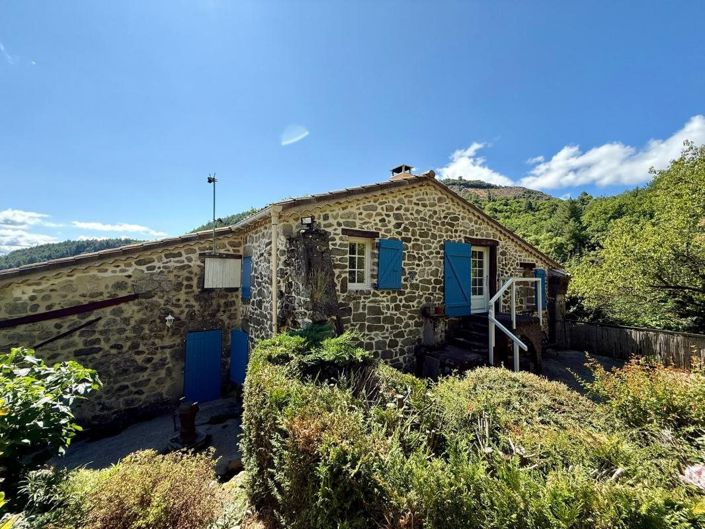 Image No.7-5 Bed House for sale